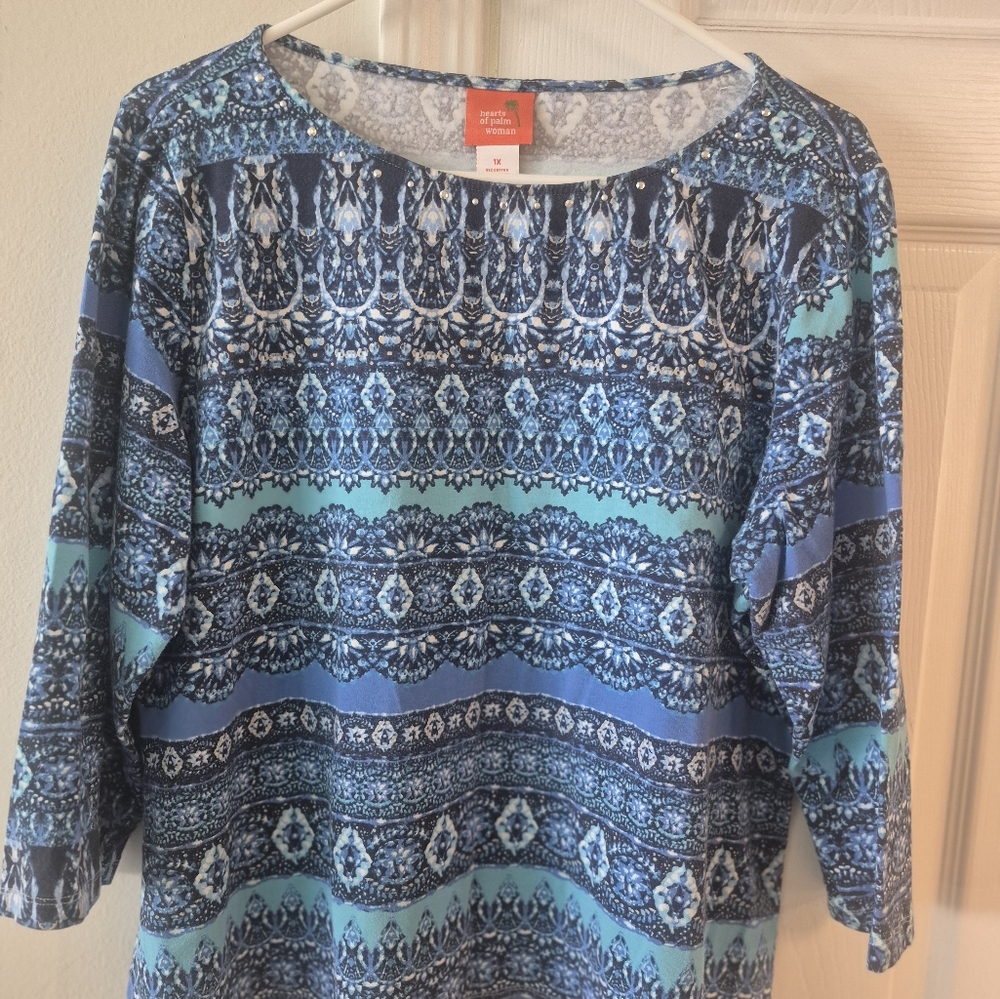 Pretty, Blue Women's Top 1X